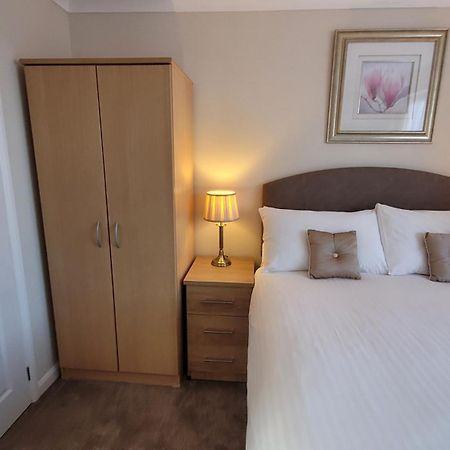 Churston Way Lodge Guest House Бриксем Экстерьер фото