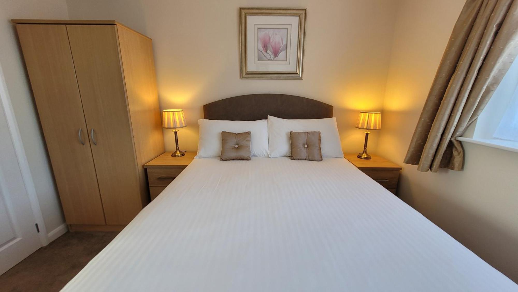 Churston Way Lodge Guest House Бриксем Экстерьер фото
