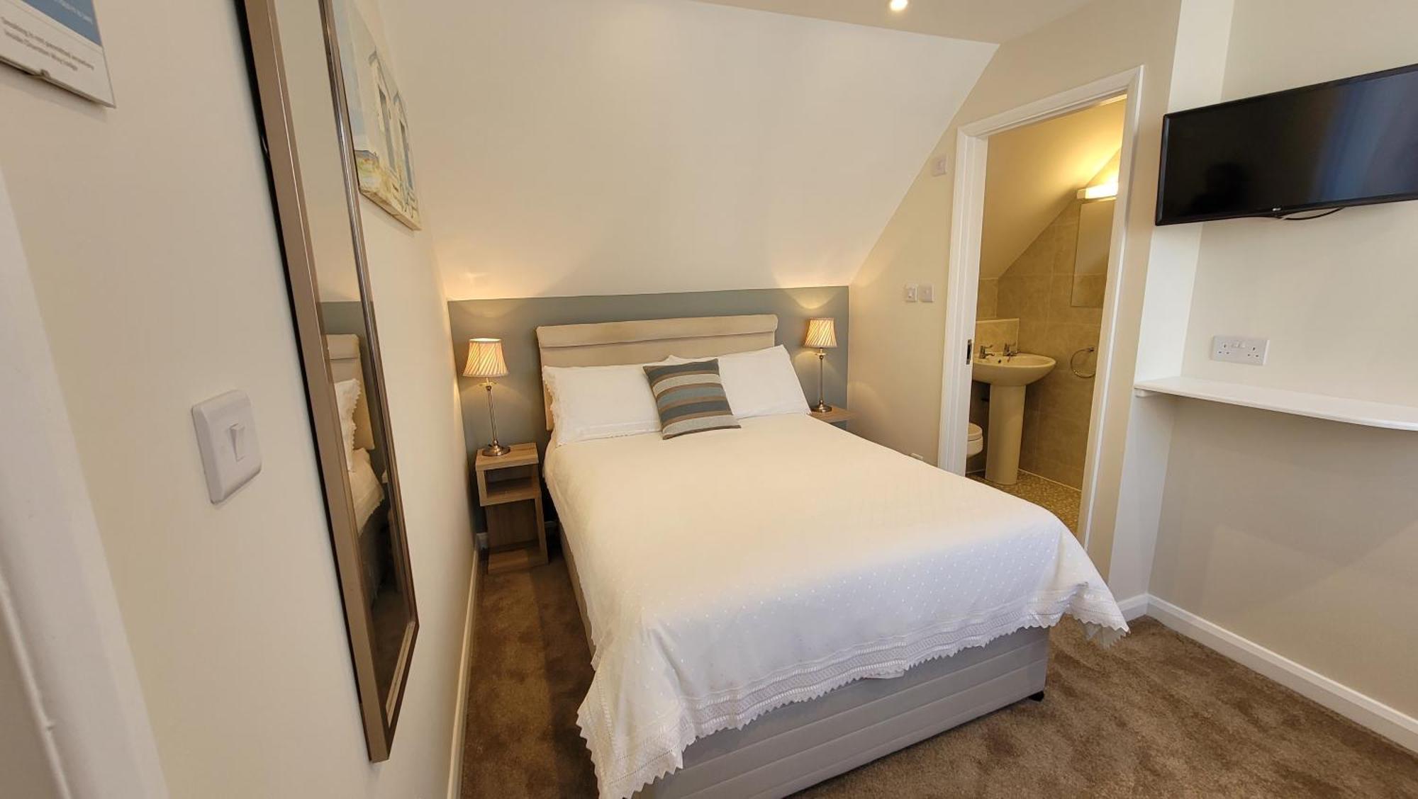 Churston Way Lodge Guest House Бриксем Экстерьер фото