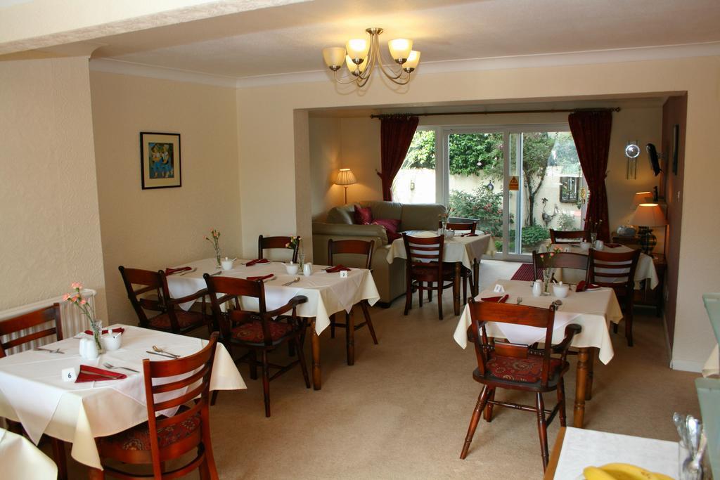 Churston Way Lodge Guest House Бриксем Экстерьер фото
